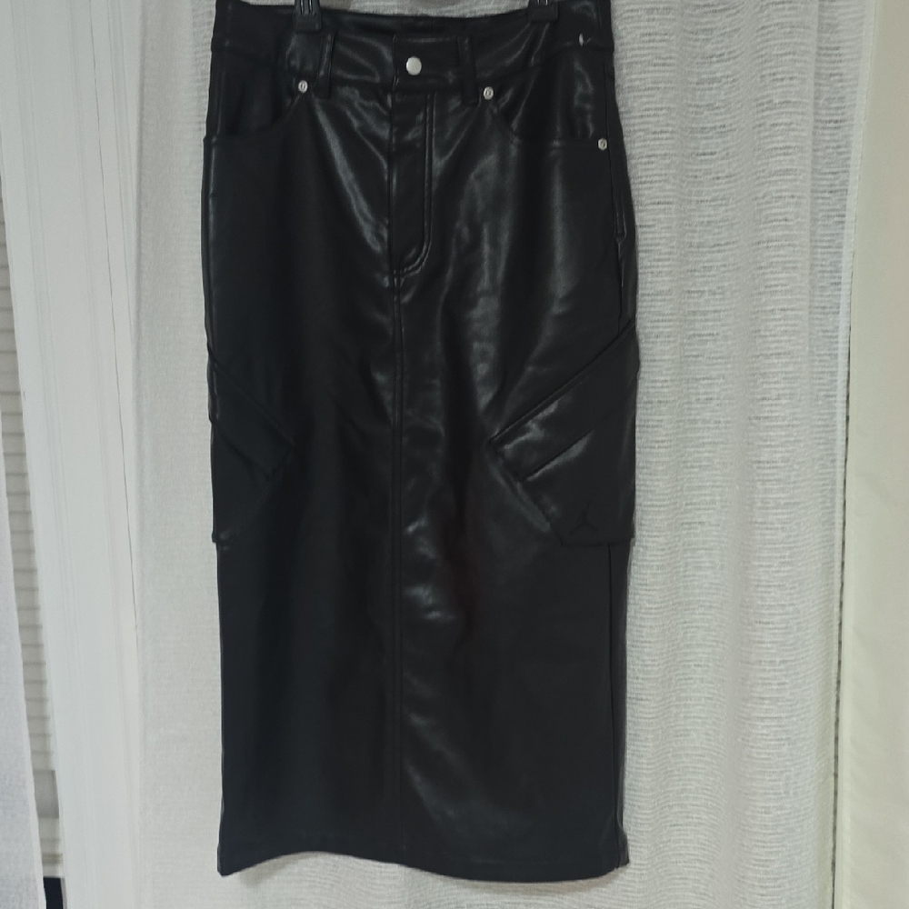 Jordan Midnight Black Pencil Skirt